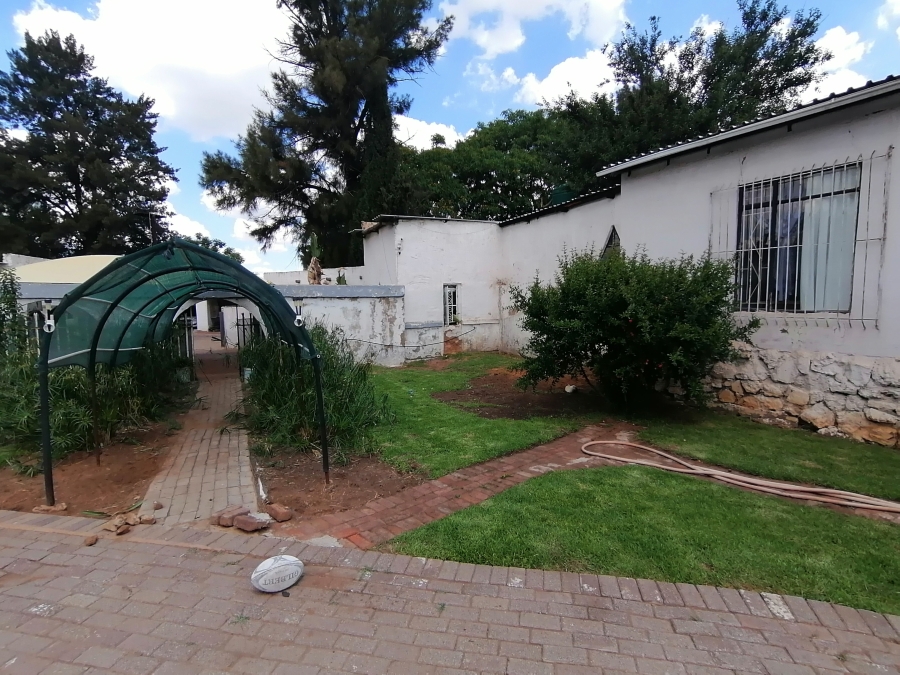 7 Bedroom Property for Sale in Stilfontein North West